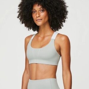 Figs 300 Performance Wild Dove Grey Underscrub Sports Bra Size Small
